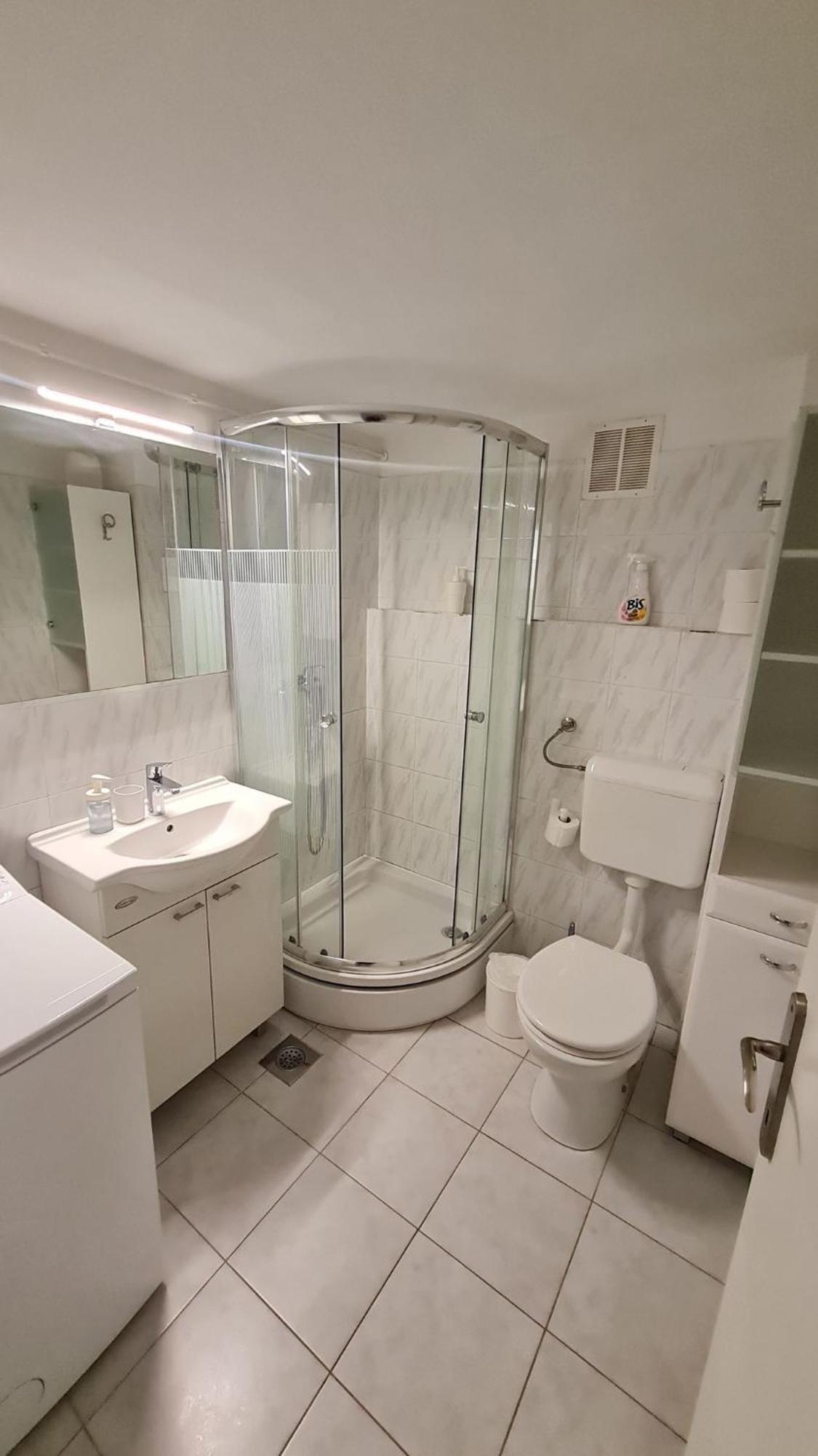 Apartmani Ela Prvić Luka Kültér fotó