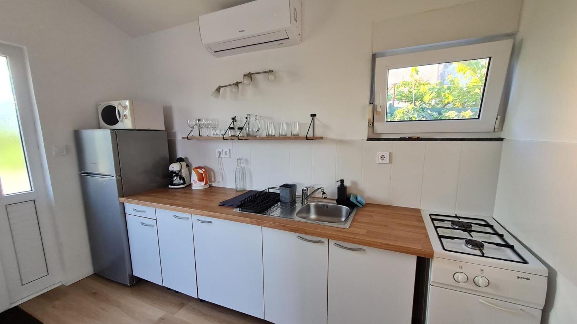 Apartmani Ela Prvić Luka Kültér fotó